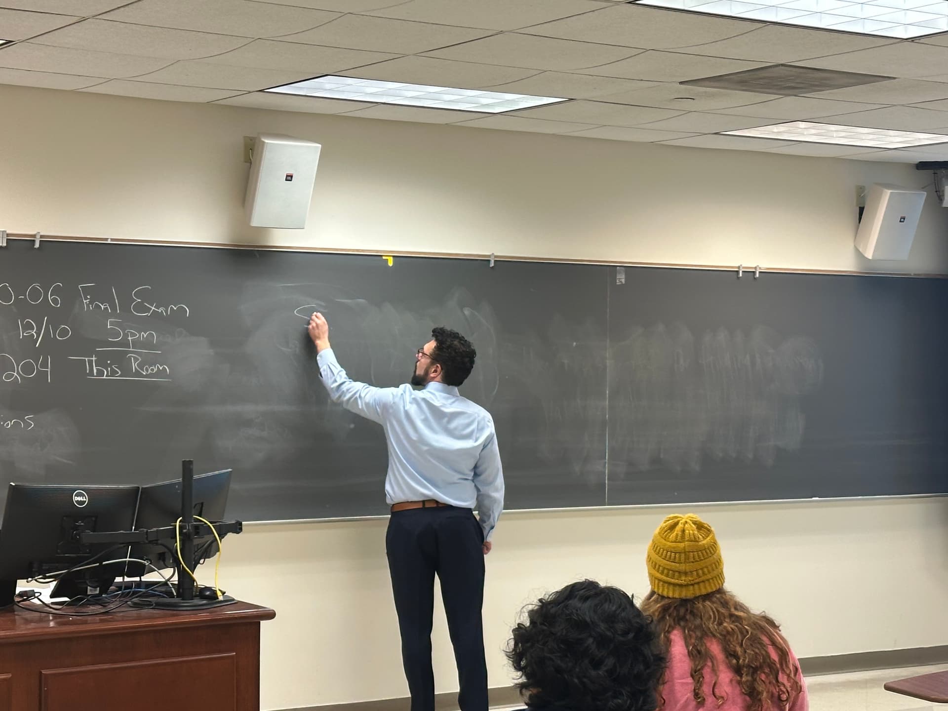 Joseph Haddock Teaching The Financial Modeling class at The College of New Jersey (TCNJ)